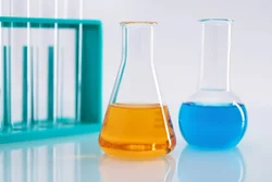 1,2,4,5-Tetrachloro-3-Nitrobenzene