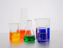 4-TRIFLUOROMETHYLCYCLOHEXANECARBOXYLIC ACID CAS Number: 95233-30-0