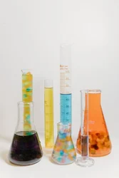 4,2-Tetrahydrofurfuryl-3-Thiosemicarbazide
