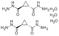 CYCLOPROPANE-1,2-DICARBOHYDRAZIDE 1.5 HYDRATE,DI(CYCLOPROPANE-1,2-DICARBOHYDRAZIDE) TRIHYDRATE