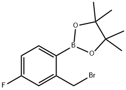 2-Bromomethyl-4-fluorophenylboronic acid pinacol ester Structural