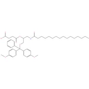 4 - ( ( 1- ( bis ( 4 - methoxyphenyl ) ( phenyl ) methoxy ) -3 - palmitamidopropan - 2 - yl ) oxy ) -4 - oxobi