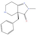 (R)-3a-benzyl-2-methyl-2,3a,4,5,6,7-hexahydro-3H- pyrazolo[4,3-c]pyridin-3-one