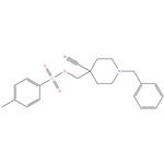 (1-benzyl-4-cyanopiperidin-4-yl)methyl
4-methylbenzenesulfonate