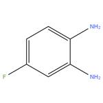 4-flouro-1,2-diamino benzene