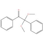 2,2-Dimethoxy-2-phenylacetophenone