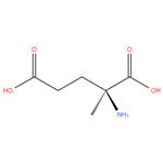 DL-2-Methylglutamic acid hemihydrate