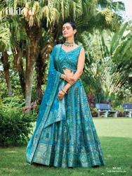 Georgette DESIGNER HANDWORK BRIDAL LEHENGA, Size: Full Stitched 38