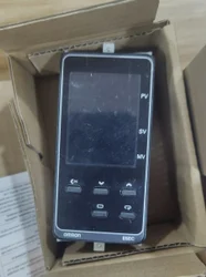 E5EC-QX2ASM-800 Temperature Controllers