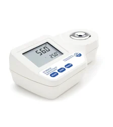 digital refractometer for propylene glycol analysis, HI96832