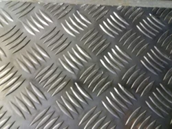 Silver Aluminium Checkered Plates, Thickness (Millimeter): 1-6 mm, Size: 4 Ft X 8 Ft