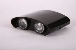 Ventilated Powder coated Die cast Aluminium with V-Shaped Beam Lens iLED 4 PLUS 4 U & D OD 28