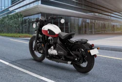 42 Bobber 334 CC Jawa Bike